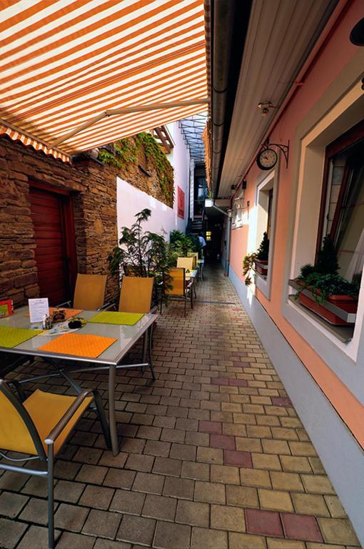 Alex Pension Presov Ngoại thất bức ảnh