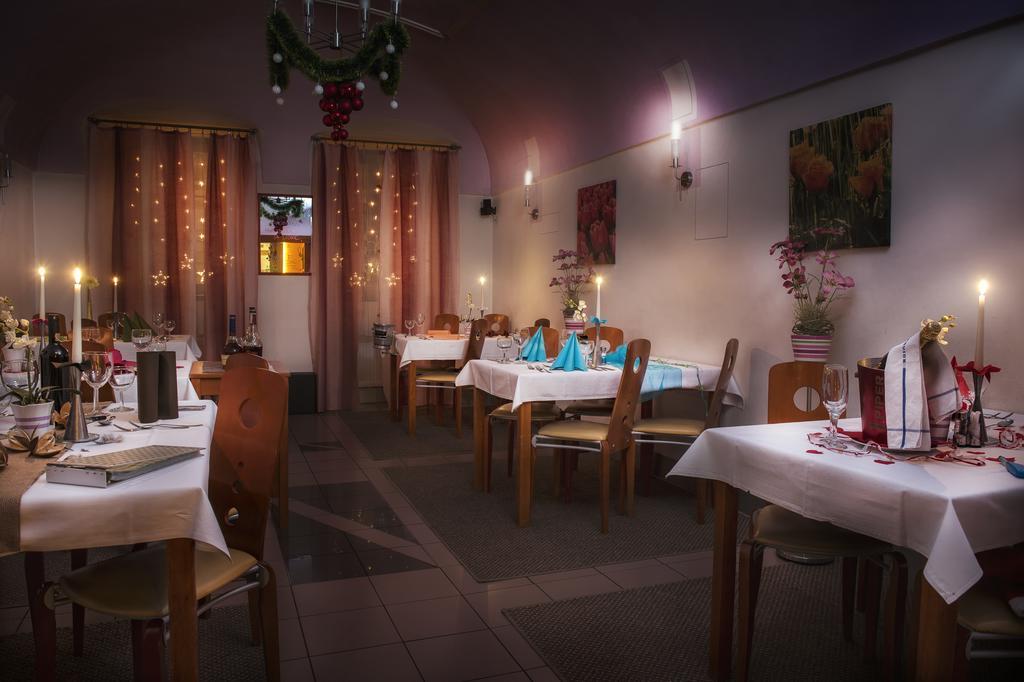 Alex Pension Presov Ngoại thất bức ảnh